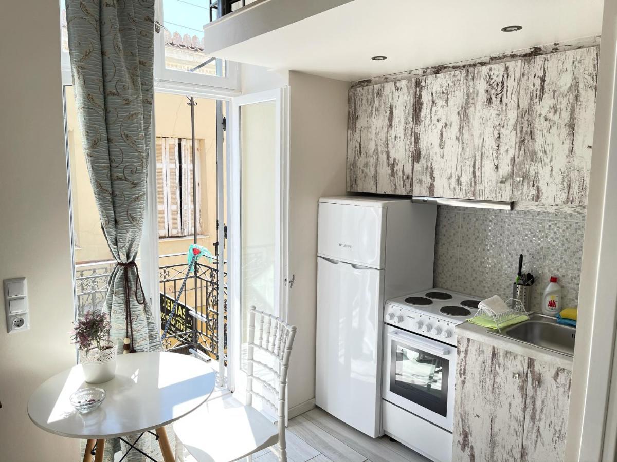 Xenias Rooms Apartments โคโรนิ ภายนอก รูปภาพ