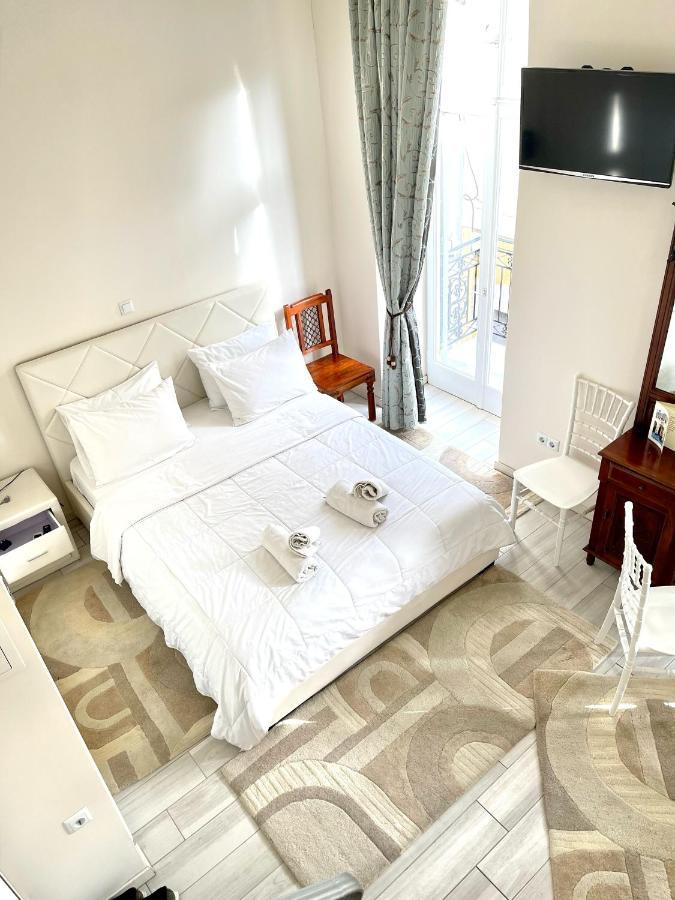 Xenias Rooms Apartments โคโรนิ ภายนอก รูปภาพ