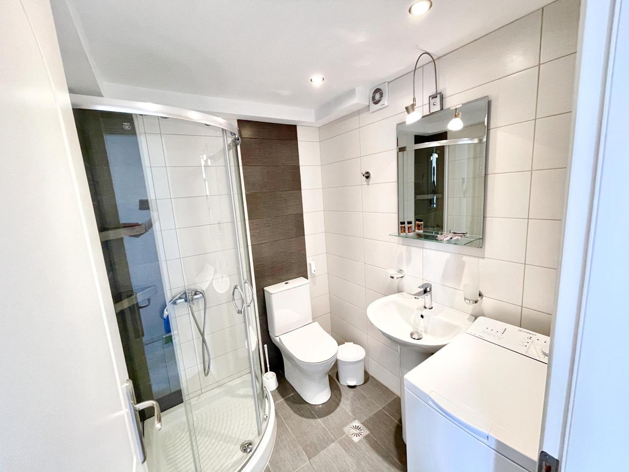 Xenias Rooms Apartments โคโรนิ ภายนอก รูปภาพ